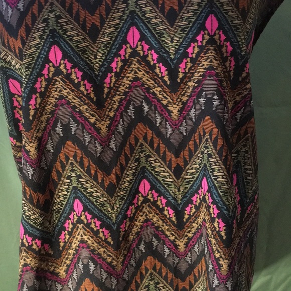 Daniel Rainn Print Shell Blouse - Picture 2 of 7